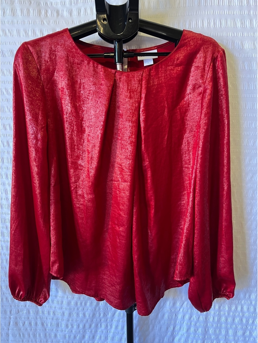 Liz Claiborne Red Shimmer Blouse XL Long Sleeve Keyhole Neck Metallic Satin Look